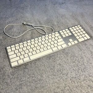 Mint Condition🔥Apple A1243 Ultrathin Slim Wired Aluminum Keyboard 2x USB ports